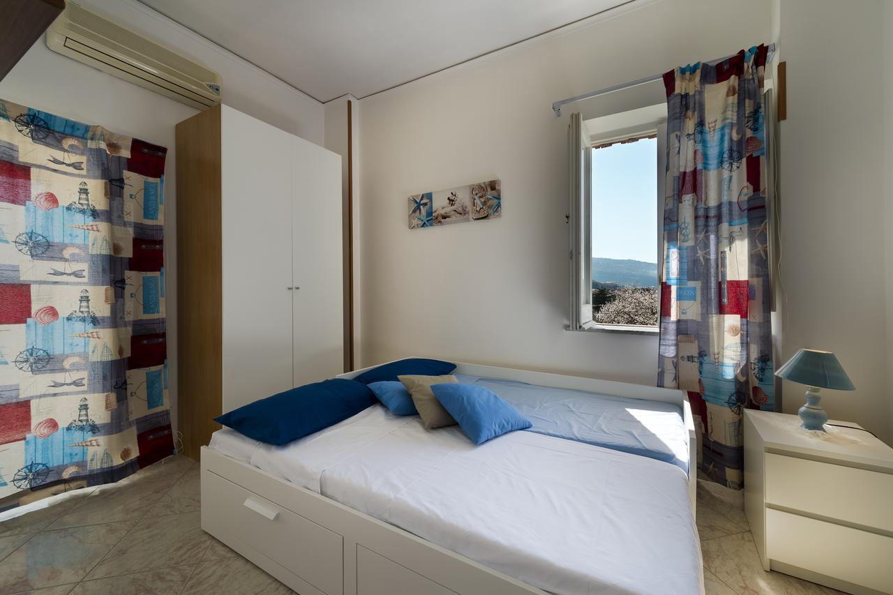 Casa Lina Villa Sant'Angelo  Buitenkant foto